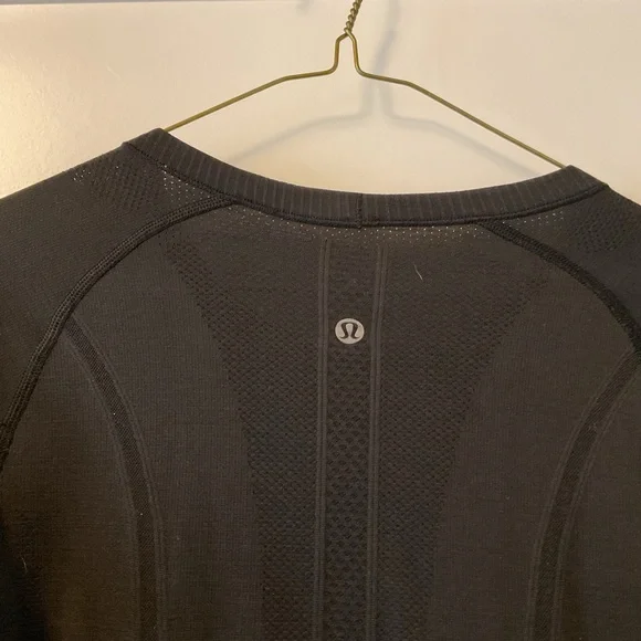 lululemon athletica Black swiftly tech long sleeve - Picture 3 of 4